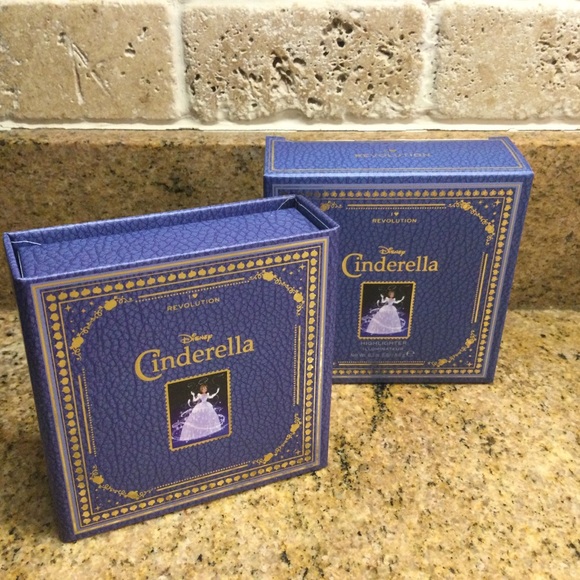 New I Heart Revolution Cinderella Highlighter - Picture 2 of 3